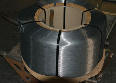 China Alambre de acero patentado y bacalao dibujado 0,068&quot; del cepillo alambre Rod de acero de alto carbono proveedor
